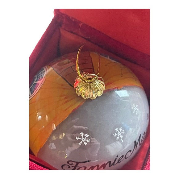Vtg 2000 Fannie May Candy Christmas Ornament Ball in Velvet Box Snowman Gifts - Picture 7 of 9